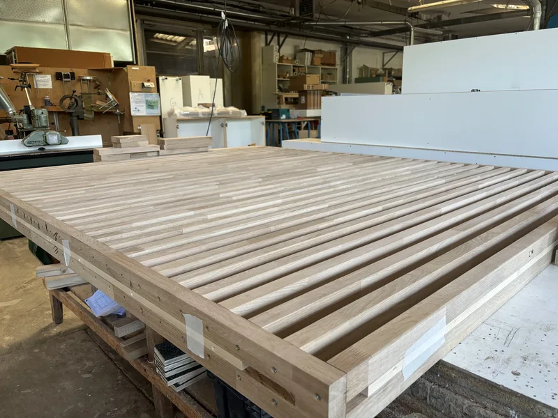 Claustra bois massif - fabrication artisanale Planforet Loire