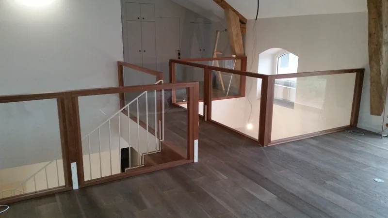 Mezzanine et escalier - artisan menuisier Saint-Étienne Loire