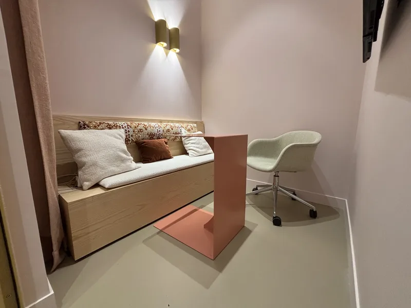 Mobilier de chambre - bois massif sur mesure Loire Planforet